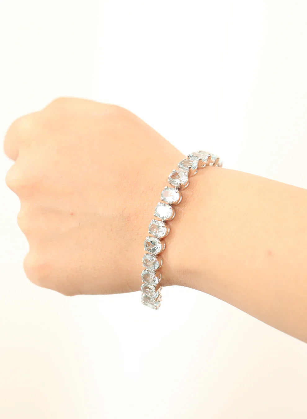 Aquamarine Stone Jewelry: Calm Color, Everyday Sparkle