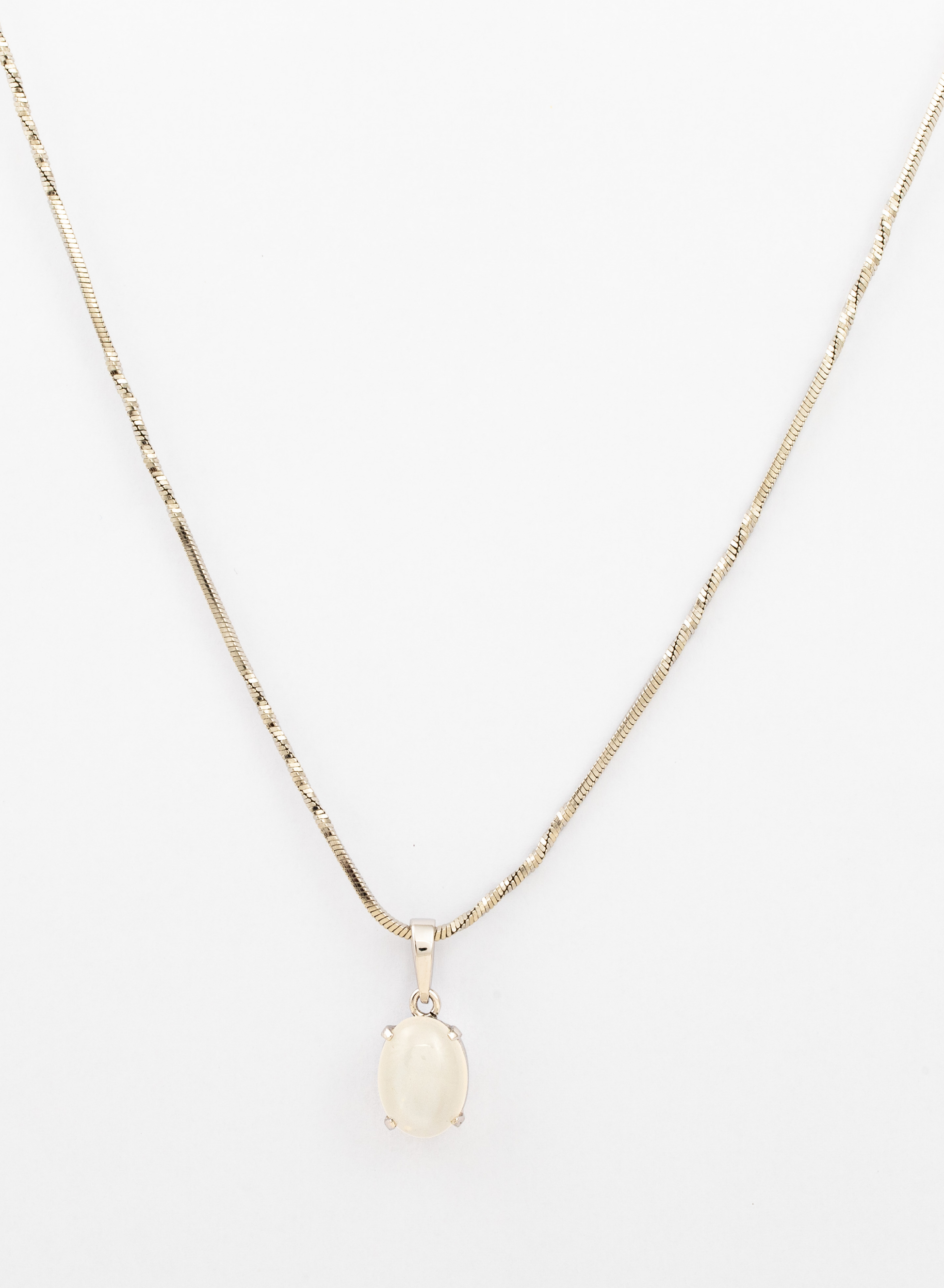 Moonstone Chain Pendant for Women 2