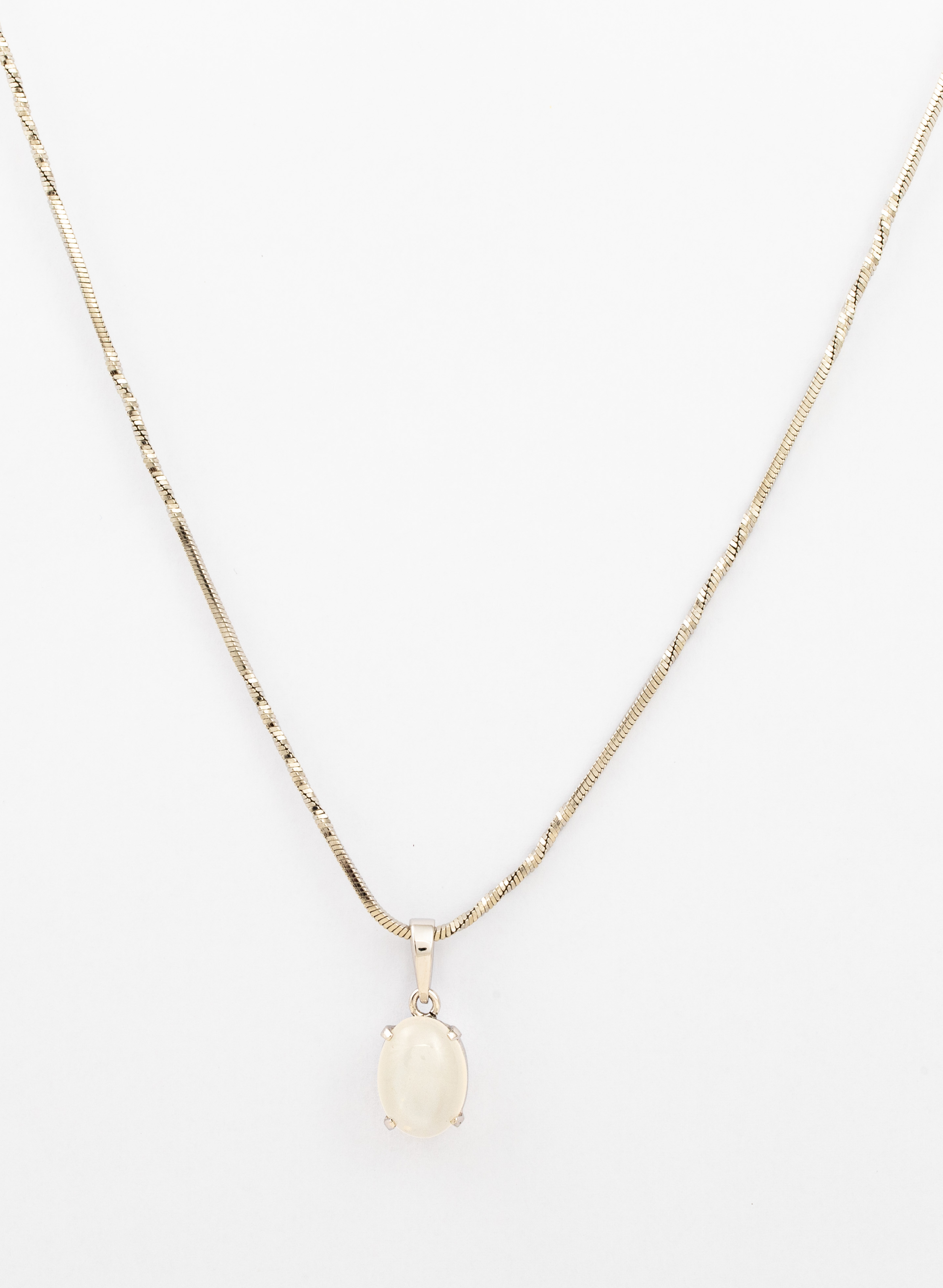 Moonstone Chain Pendant for Women 2