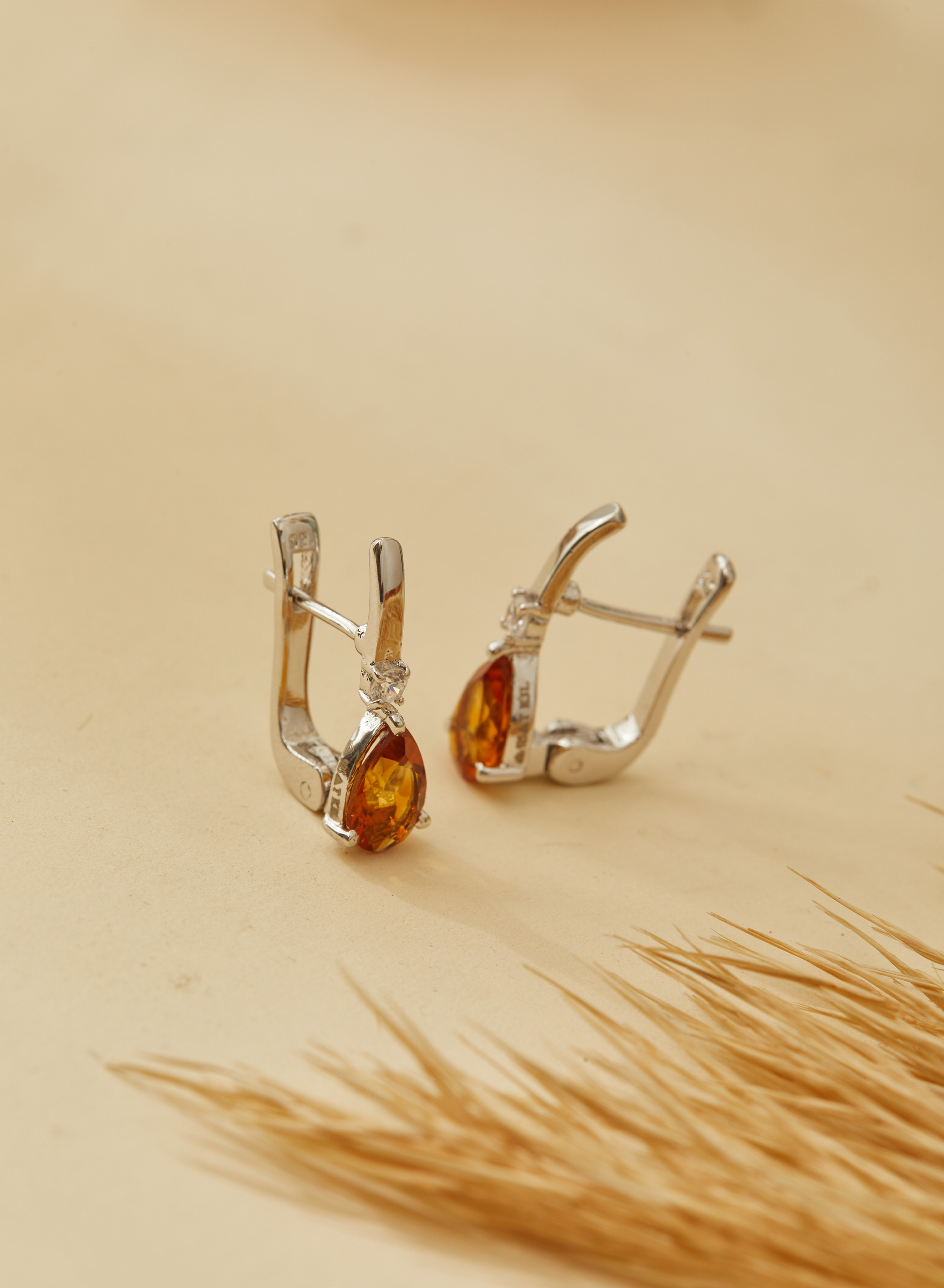 Luring Citrine Earrings 4