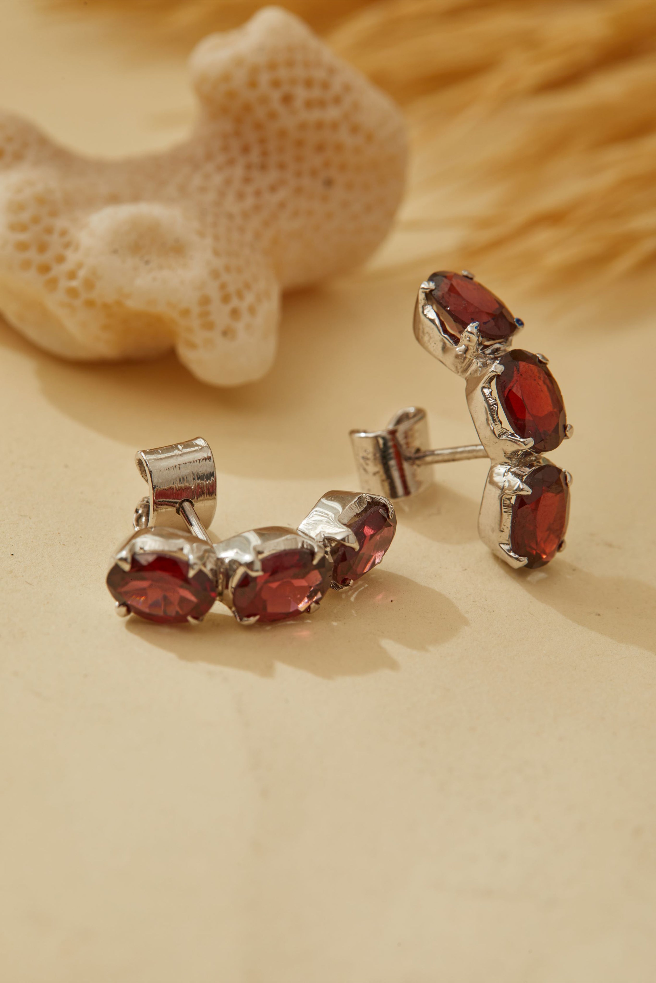 trio garnet earrings 4