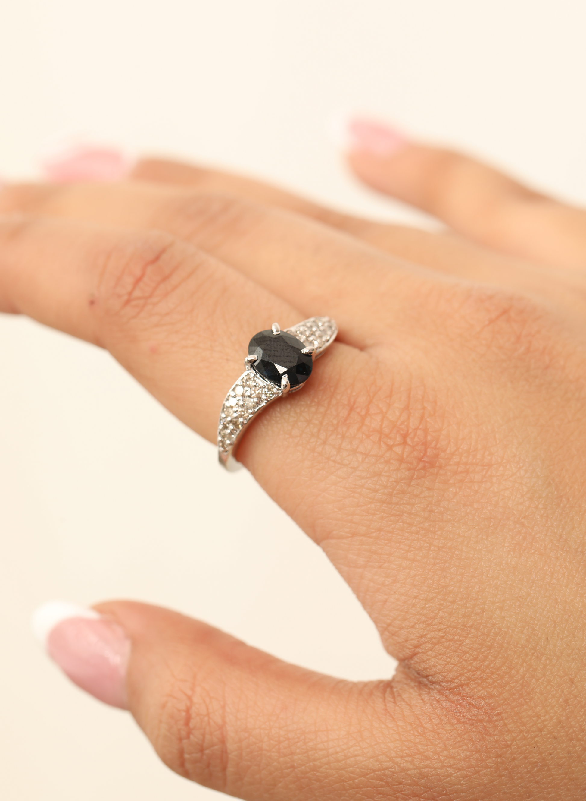 Sapphire Pleasing Ring 2
