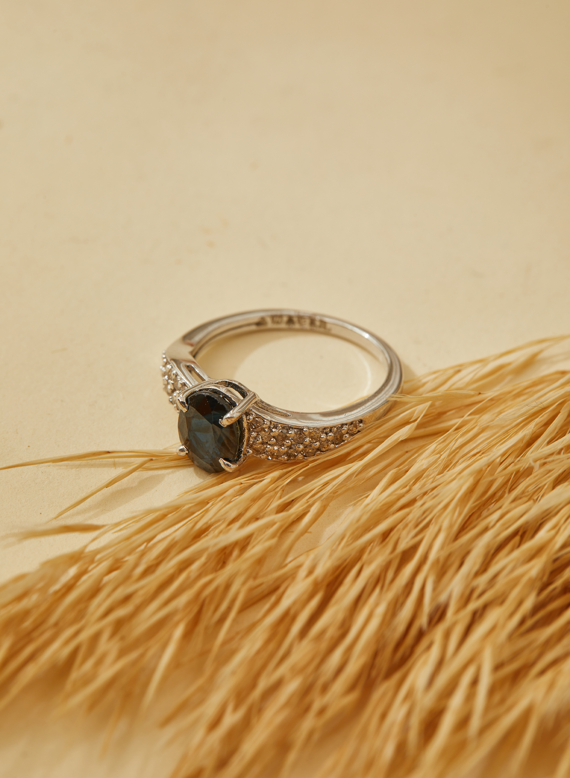 Sapphire Pleasing Ring 4
