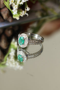 Emerald Diamonds Ring 4