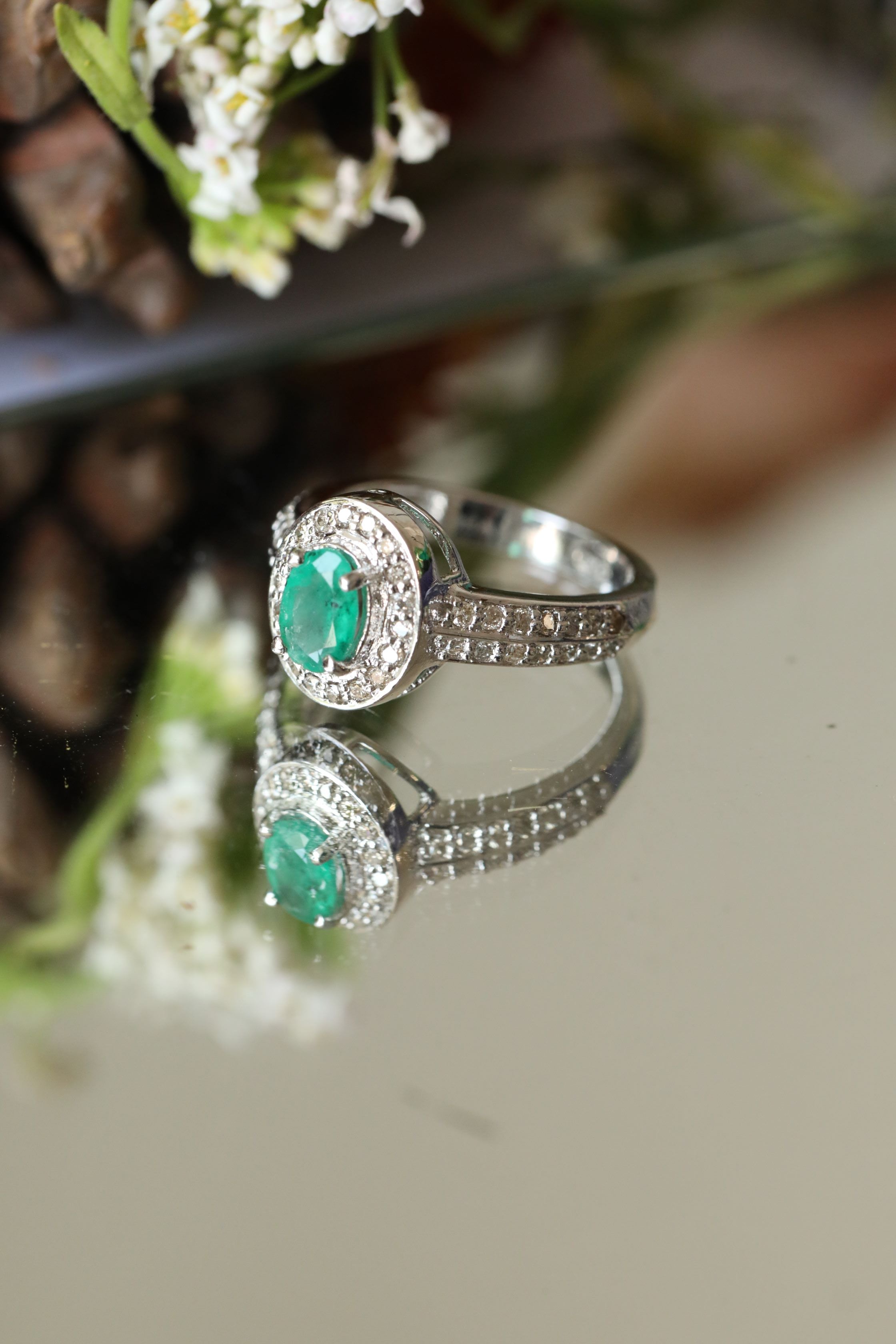 Emerald Diamonds Ring 4