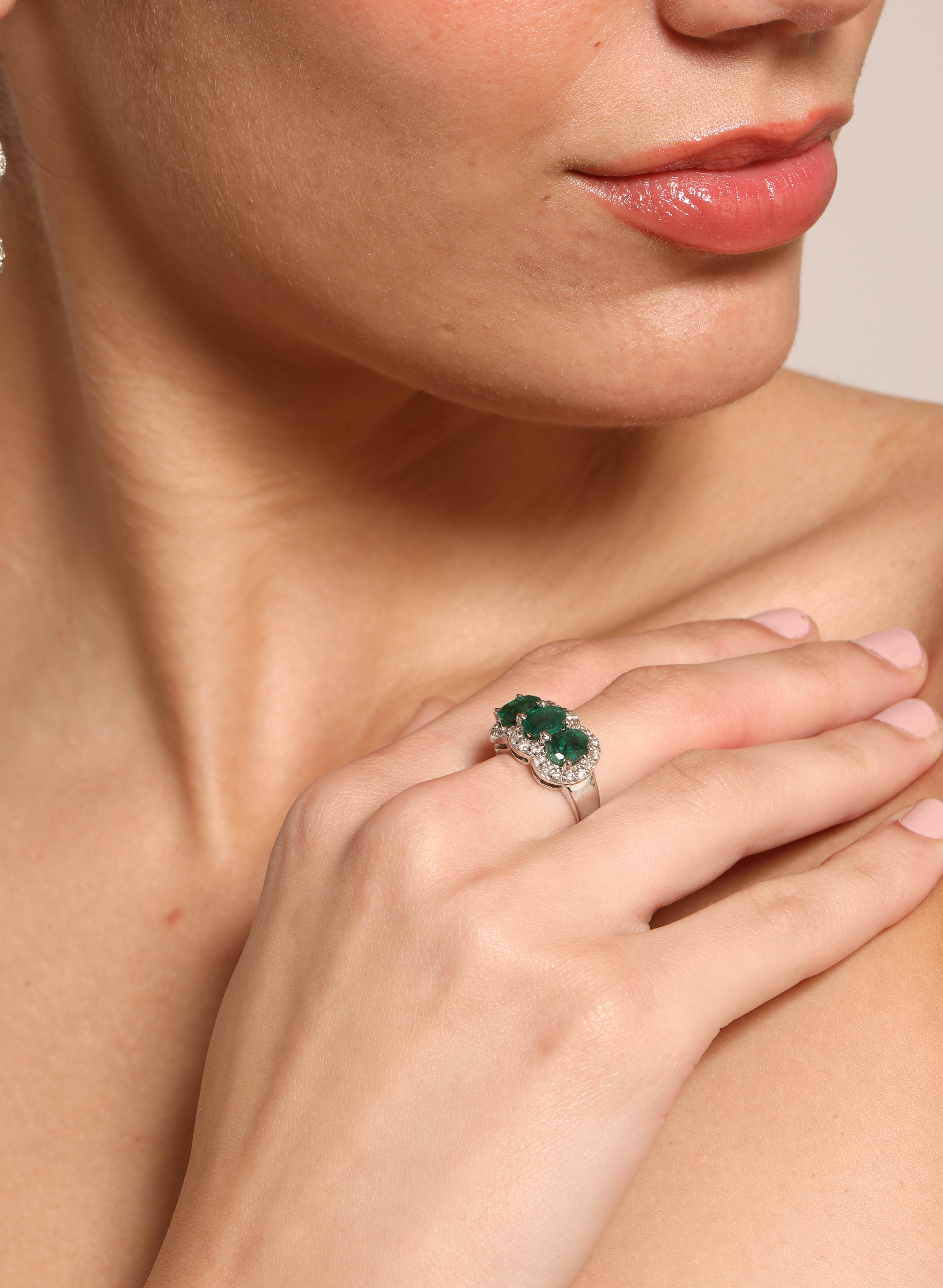 Emerald Trio Ring 1