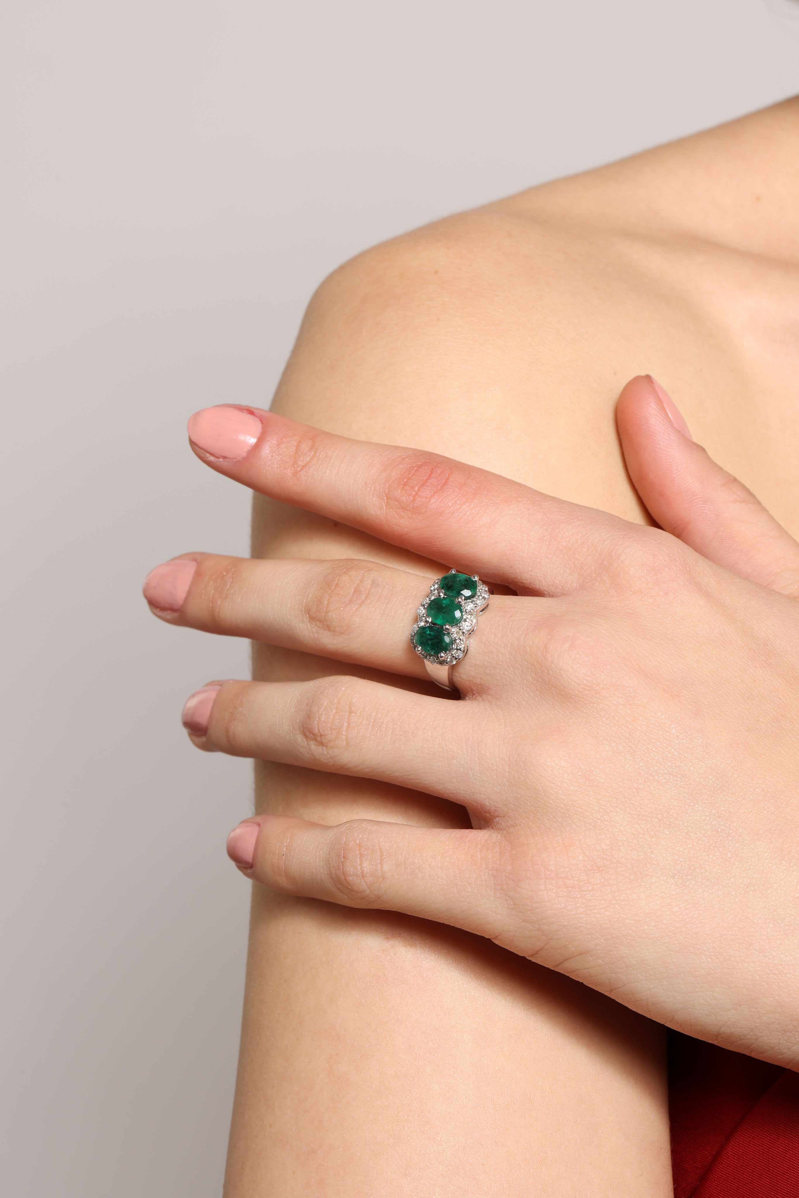 Emerald Trio Ring 3
